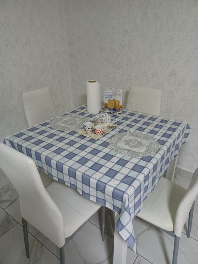 Appartement Casa Tetyana à Naples Extérieur photo